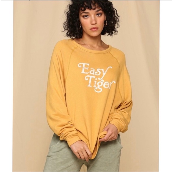 Easy Tiger sweatshirt in mustard yellow - Picture 2 of 6